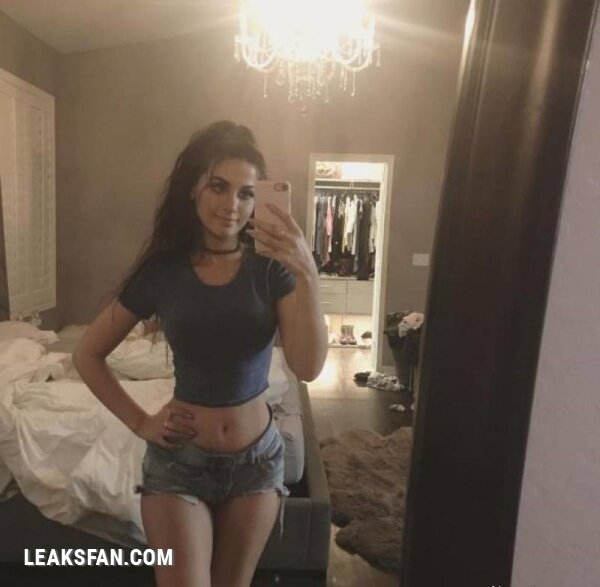 SSSniperwolf - 1