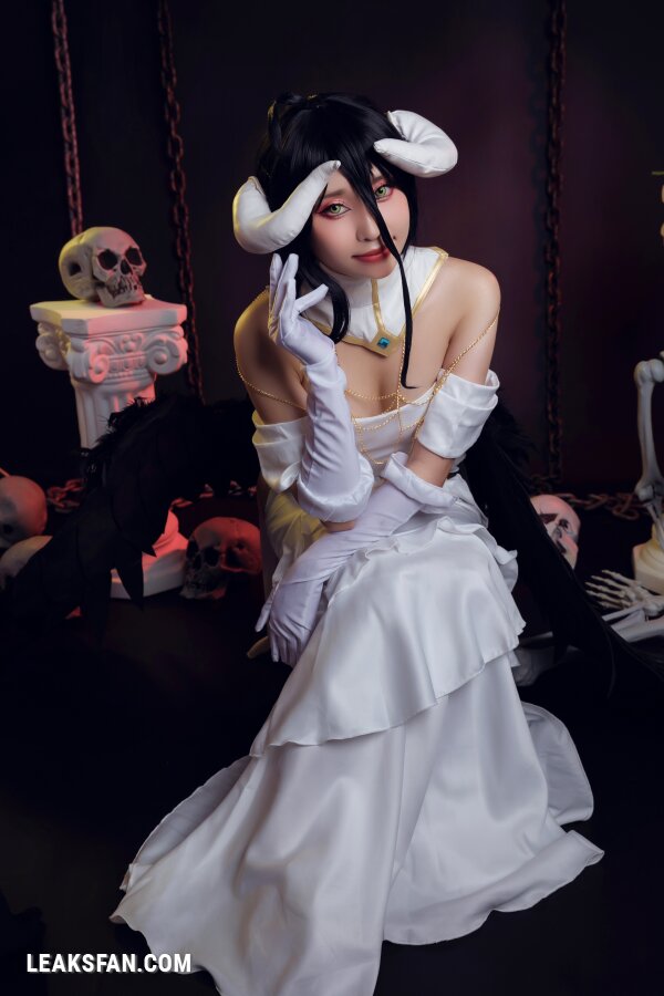 Asagi Kawaii - Albedo - 0