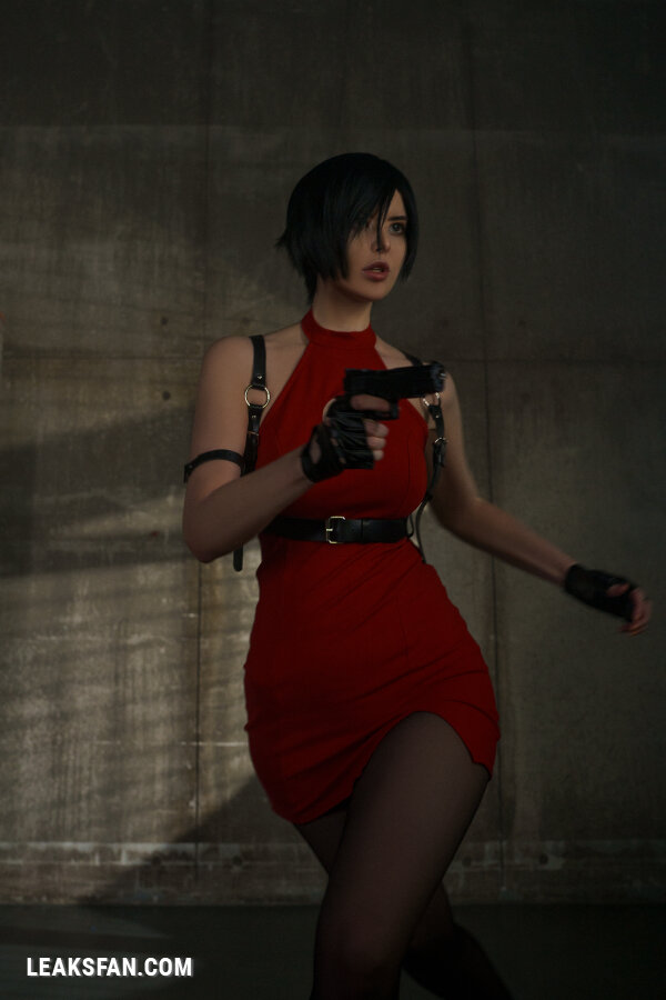 Vinnegal - Ada Wong - 4