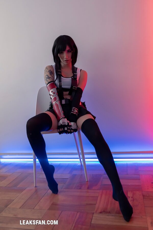 fays._ - Tifa Lockhart - 1