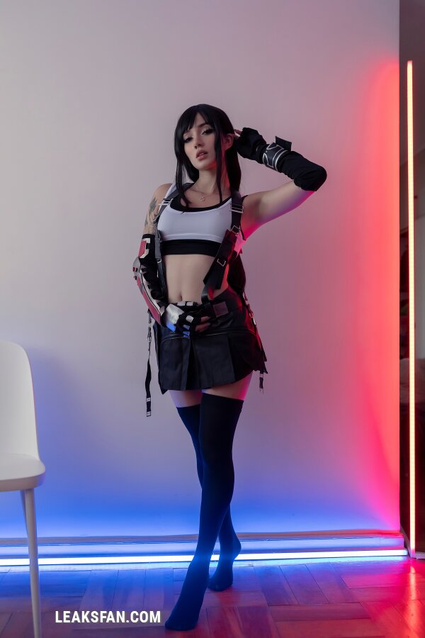 fays._ - Tifa Lockhart - 5