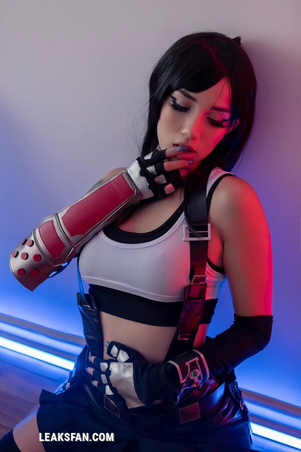 fays._ - Tifa Lockhart - 9