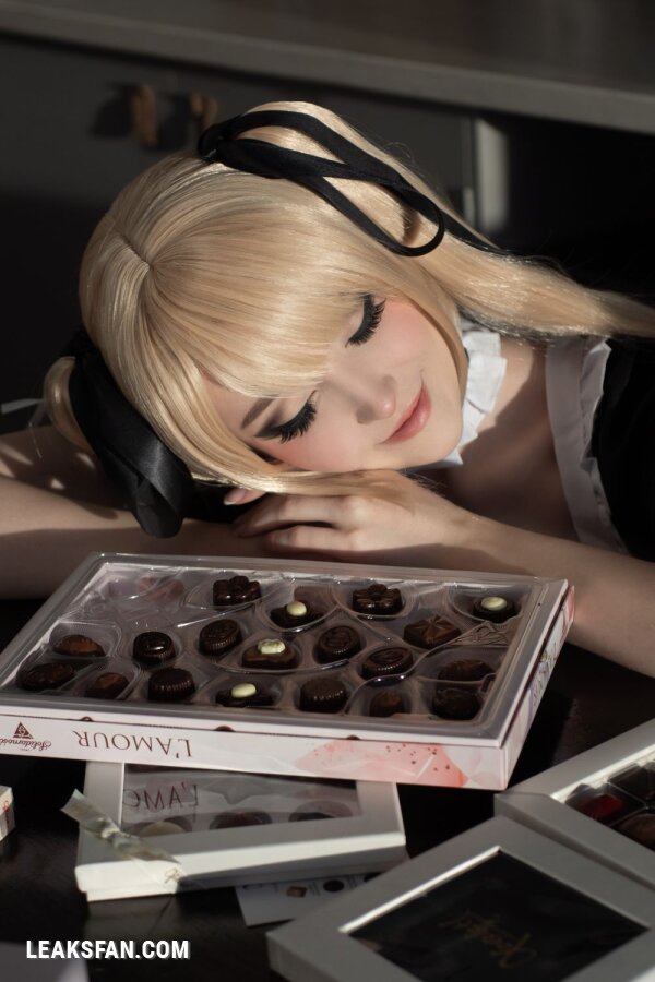 Candy Ball - Maid Marie Rose (Dead Or Alive) - 2