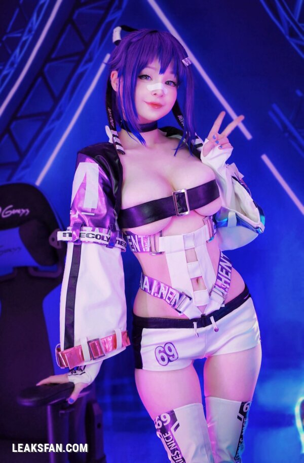 Hidori Rose - Projekt Melody cosplay - 2