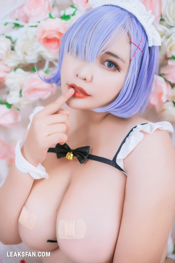 Queenie Chuppy - Rem (Re: Zero) - 11