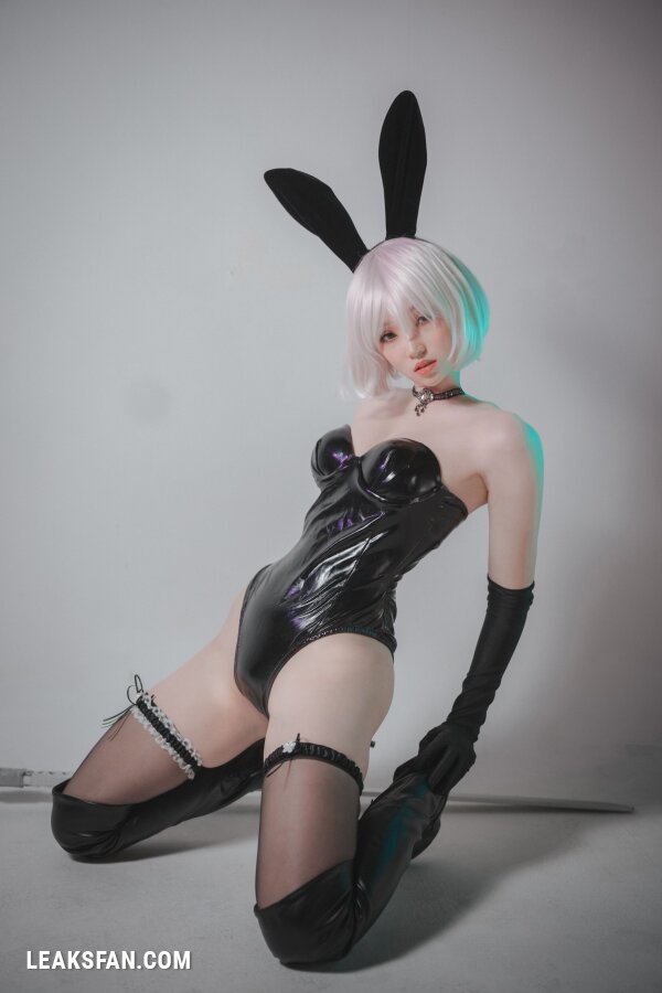 DJAWA Photo - Bambi (밤비) - La Rose NoirE 2B - 59