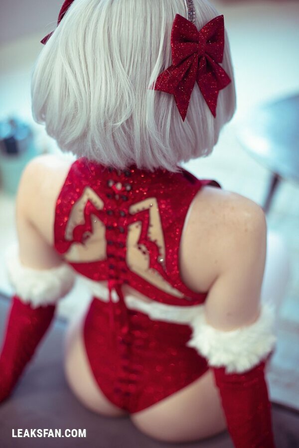 Lady Melamori - 2B Christmas (Nier Autómata) - 23