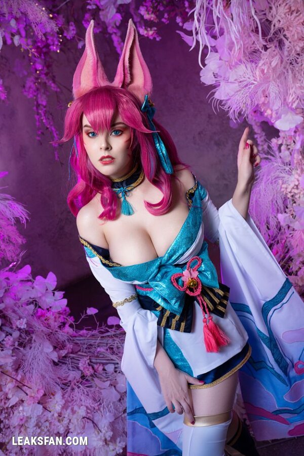 Helly Valentine - Ahri Spirit Blossom (League Of Legends) - 17