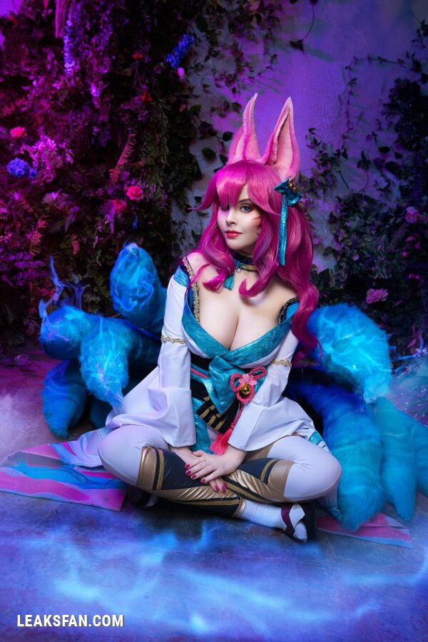 Helly Valentine - Ahri Spirit Blossom (League Of Legends) - 20