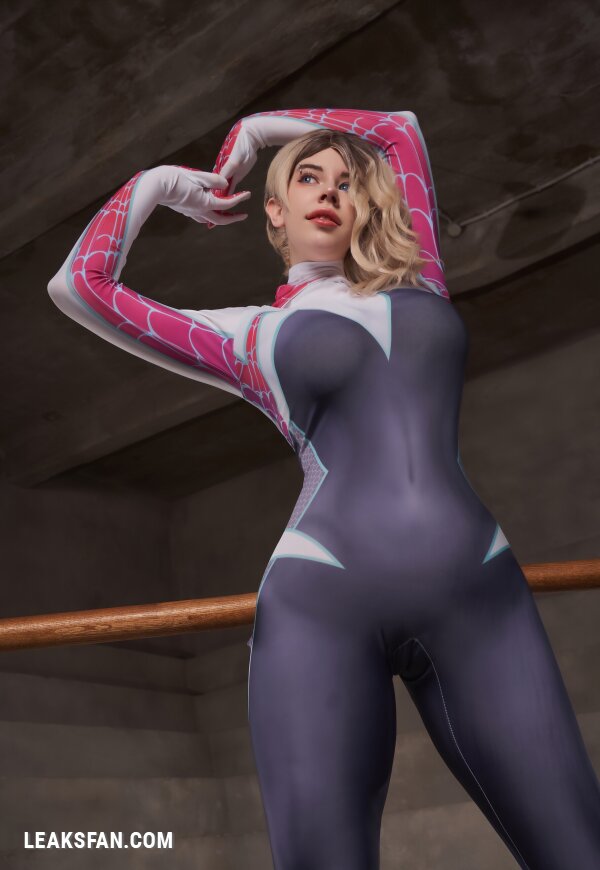 Voezacos - Spider-Gwen (Marvel Comics) - 23