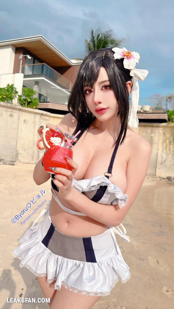 Byoru - Tifa Bikini - 38