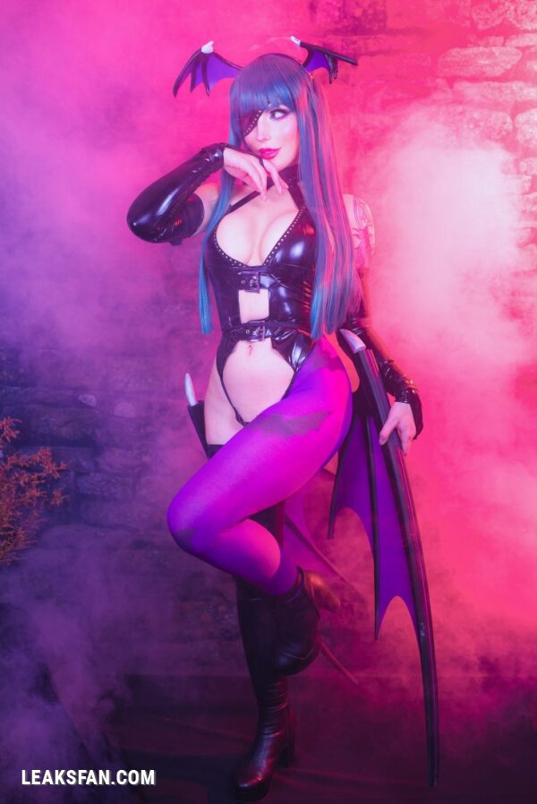 Katyuska Moonfox - Morrigan (Capcom Game) - 1