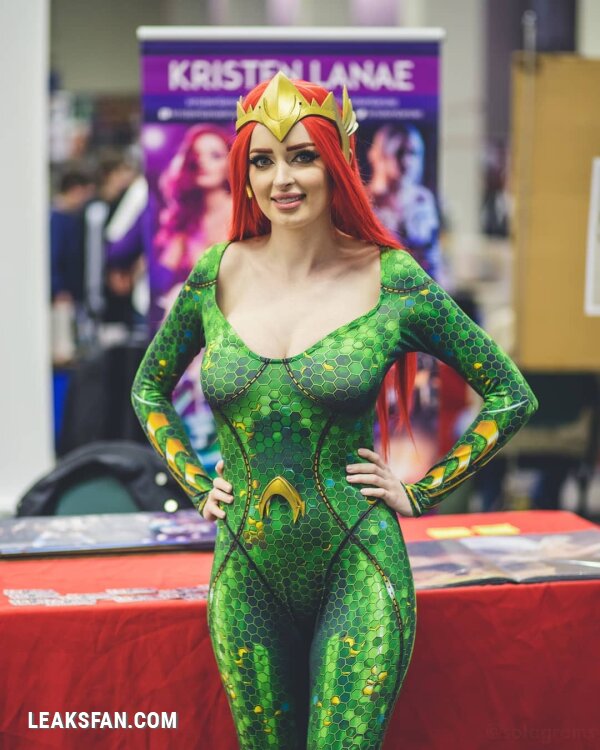 Kristen Lanae - Queen Mera - 1