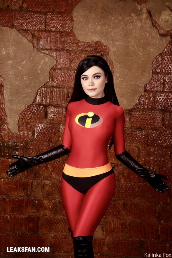 Kalinka Fox - Violet Parr - 23