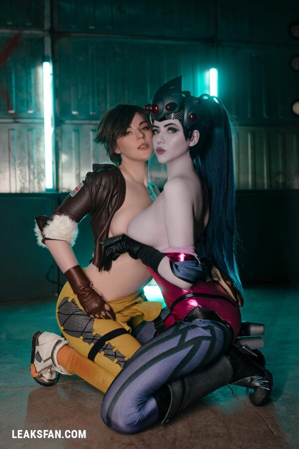 Alina Becker - Widowmaker x Tracer - 26