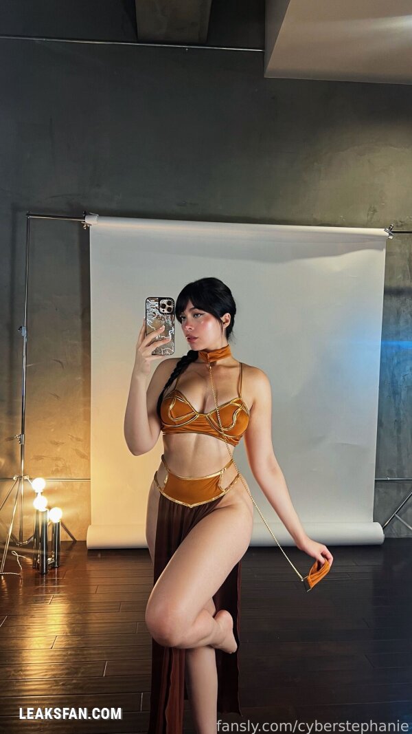 Cyberstephanie - Slave Leia - 2