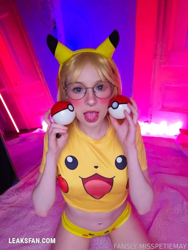 Miss Petite May - Pikachu - 0