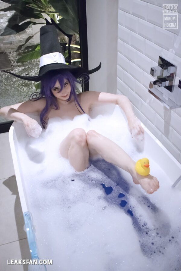 Mikomi Hokina - Blair Bathroom (Soul Eater) - 1