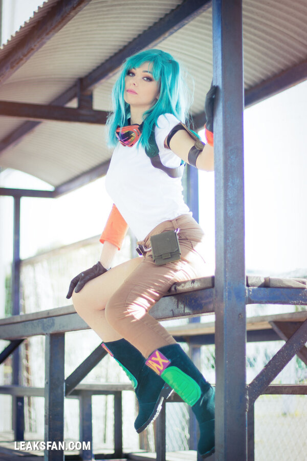 Amy Thunderbolt - Bulma - 0