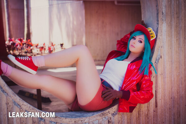 Amy Thunderbolt - Bulma - 36