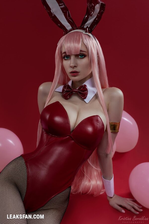 Hologana - Bunny Zero Two - 2