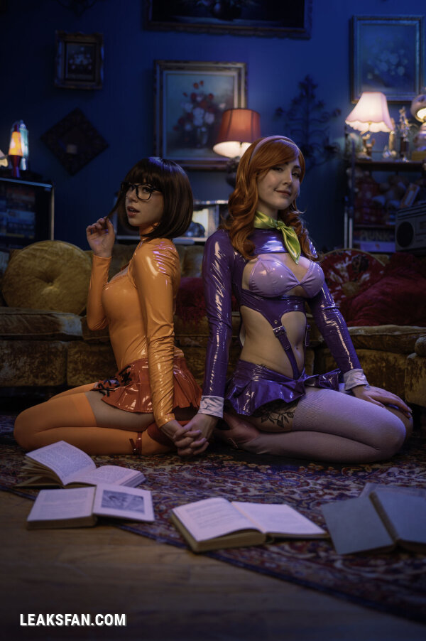 Luxlo &amp;amp; Dessyyc - Daphne &amp;amp; Velma - 10