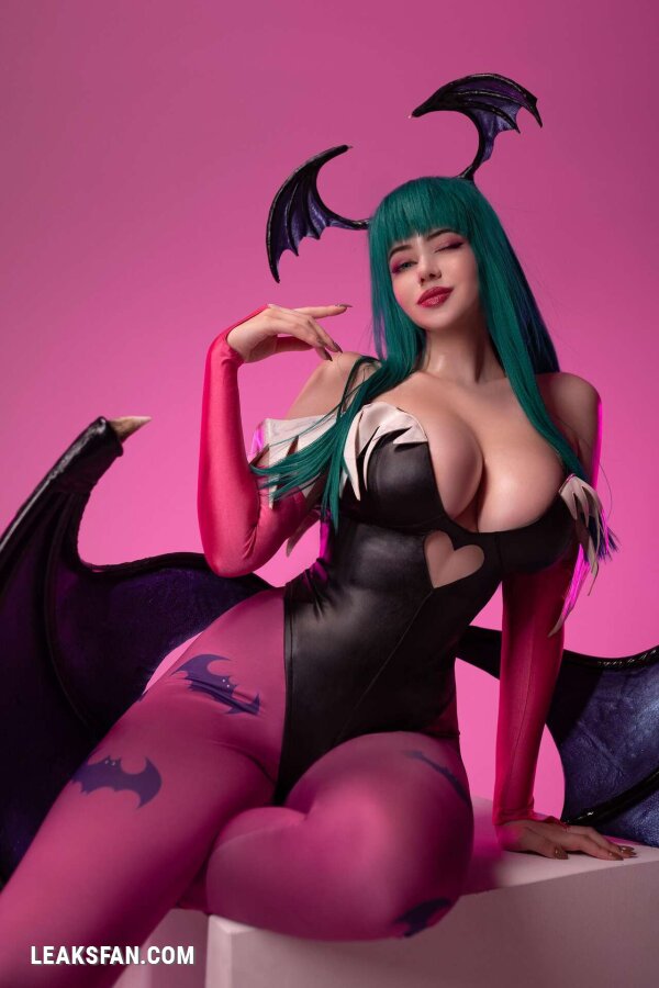 Alina Becker - Morrigan - 0