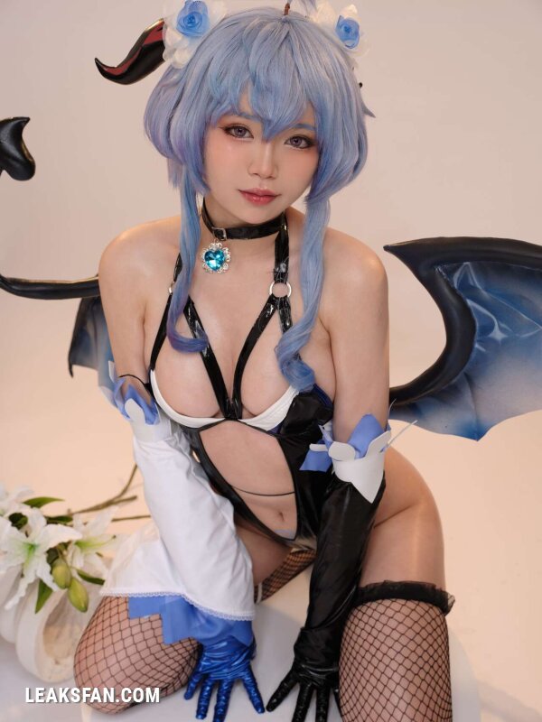 ZinieQ - Ganyu Succubus - 4