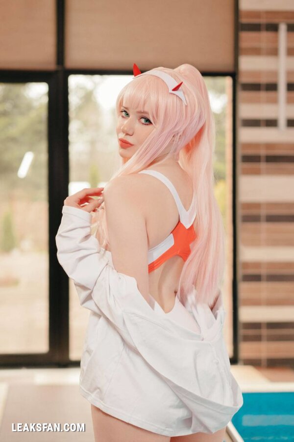 Alina Becker - Zero Two (Darling In The Franxx) - 12