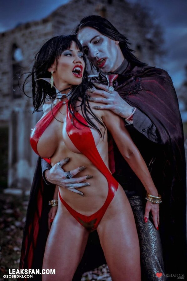 Bianca Beauchamp - Vampirella - 23