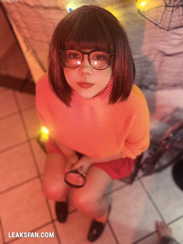 Velma Scooby Doo - 2