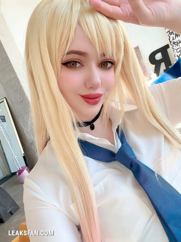 Alina Becker - Marin Kitagawa - 24