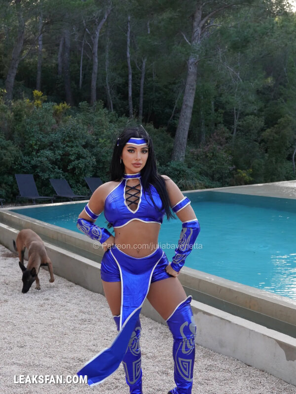 Julia Bayonetta - Kitana - 2