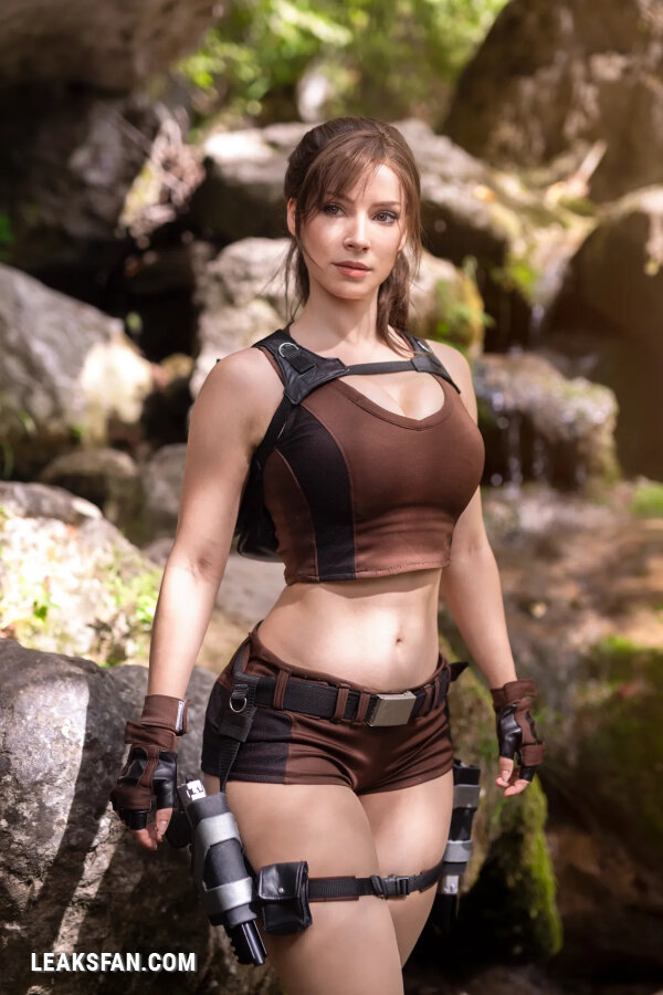 Enji Night - Lara Croft - 12