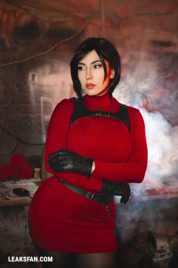 Danielle Vedovelli - Ada Wong - 25