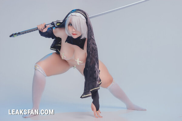 QUEENIE - my happiness is to show you these lewd pics (Nier Automata) - 16