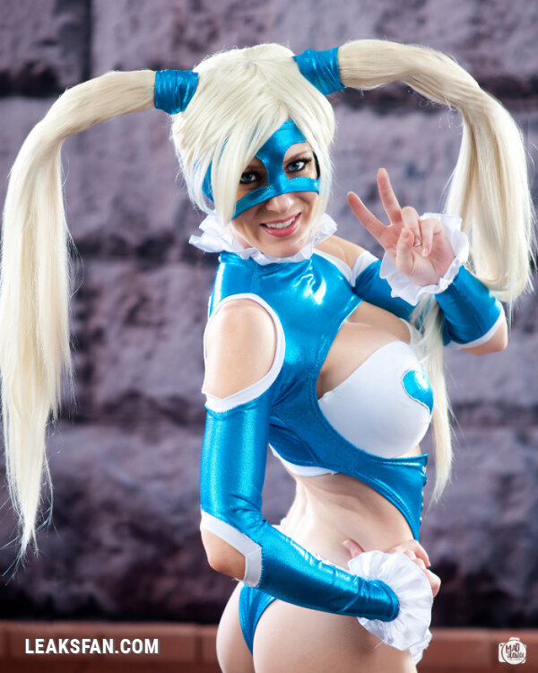 R.Mika (Street Fighter) cosplay by Kristen Hughey! - 0