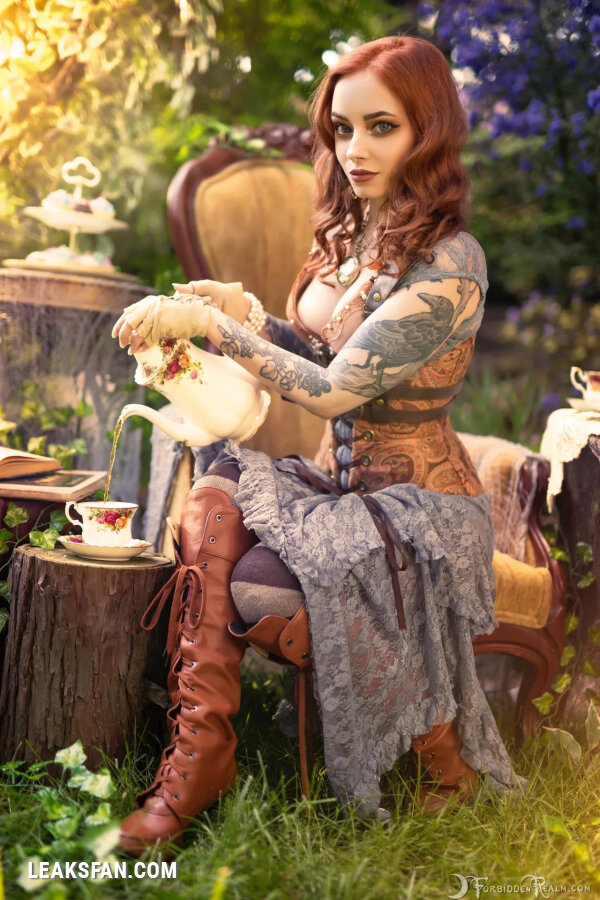 Forbidden Realm - Genevieve - The Mad Hatter (Alice in Wonderland) - 5