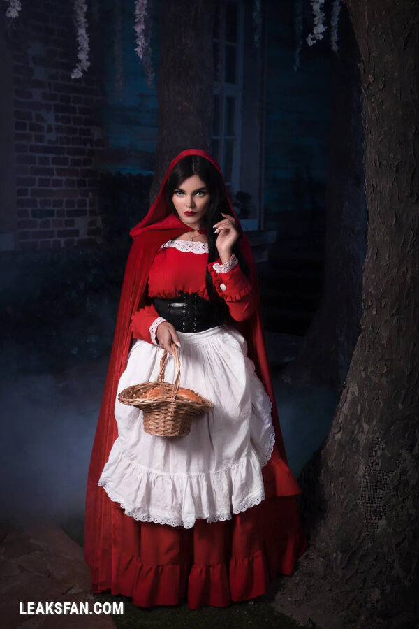 kalinka fox-red riding hood - 1