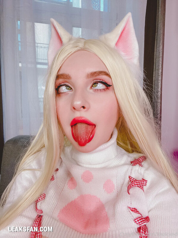 Little Wicked - KDA Ahri Selfies - 4