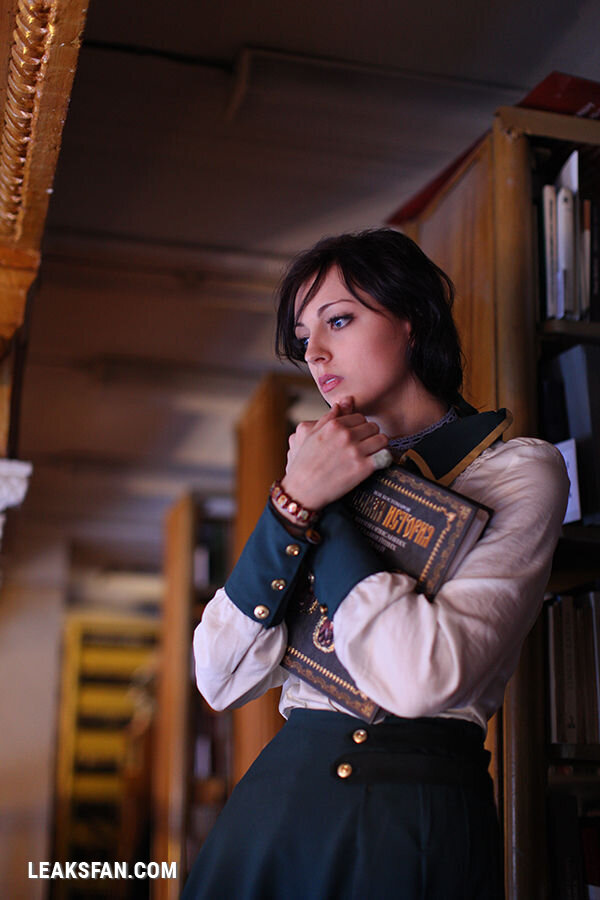 Elizabeth (Bioshock Infinite) cosplay by Ormeli! - 2