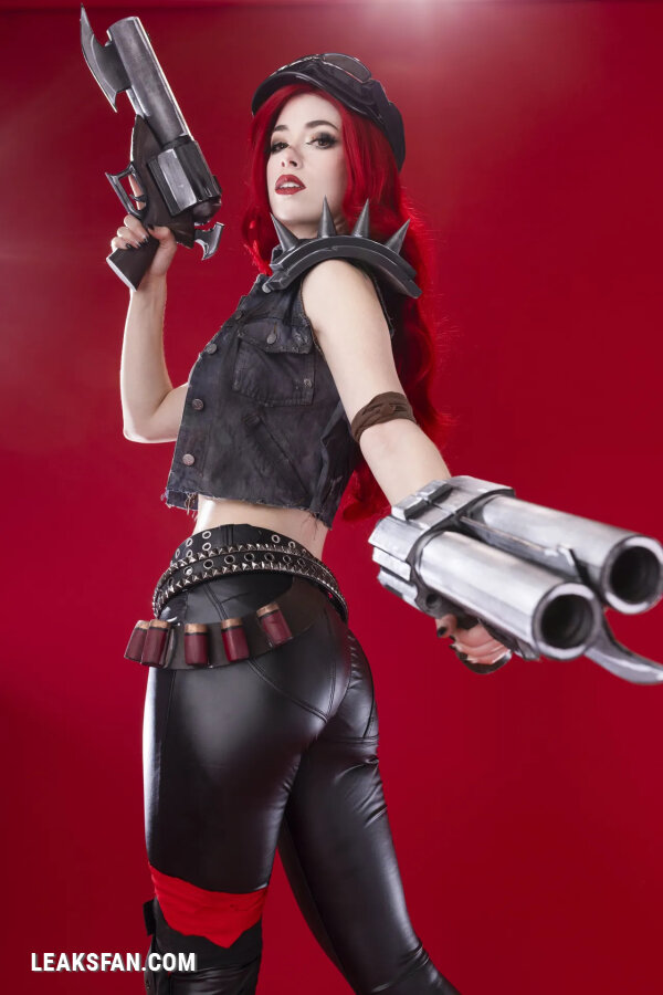 Morgan Le Foy - Miss Fortune - 2