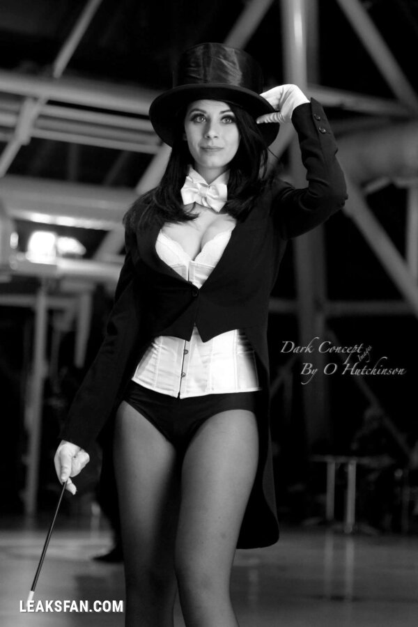 Zatanna Zatara (Justice League) - 0