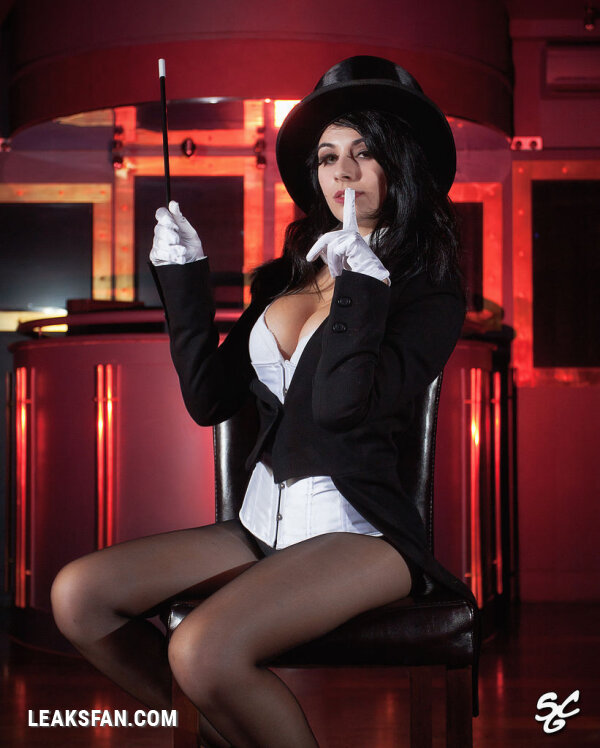 Zatanna Zatara (Justice League) - 0