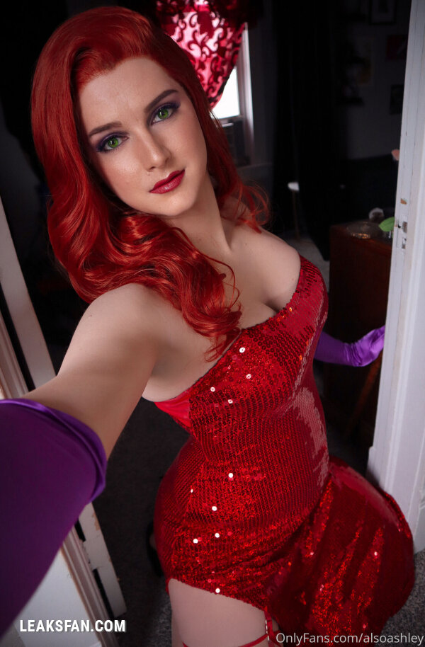 Ashley Barron - Jessica Rabbit - 0