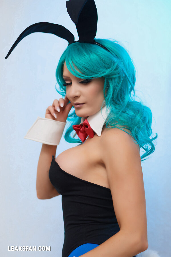 Kate Sarkissian - Bunny Bulma - 0