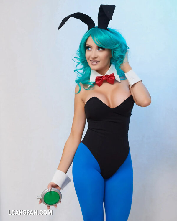 Kate Sarkissian - Bunny Bulma - 1