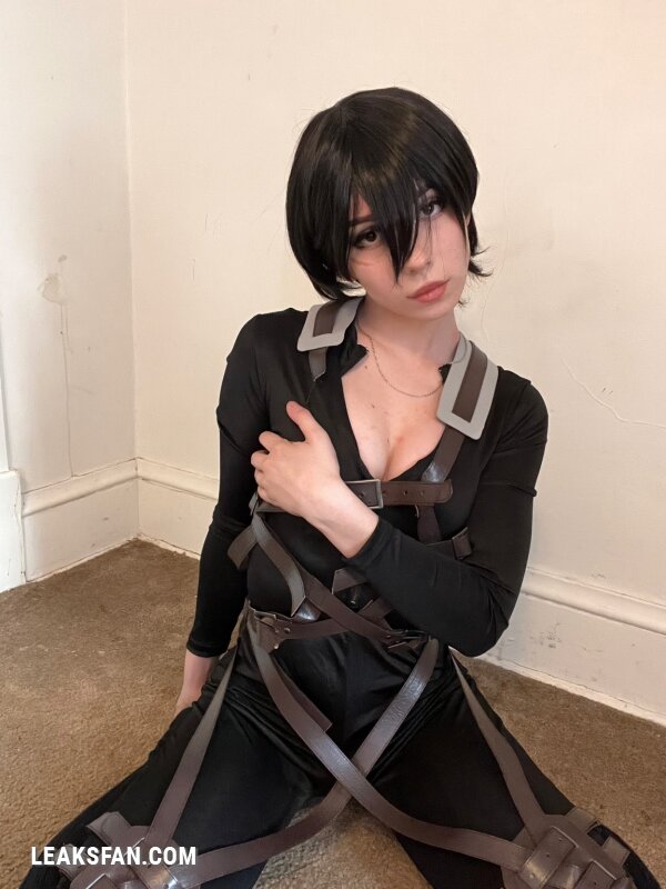 Gianna Hades - Mikasa - 1