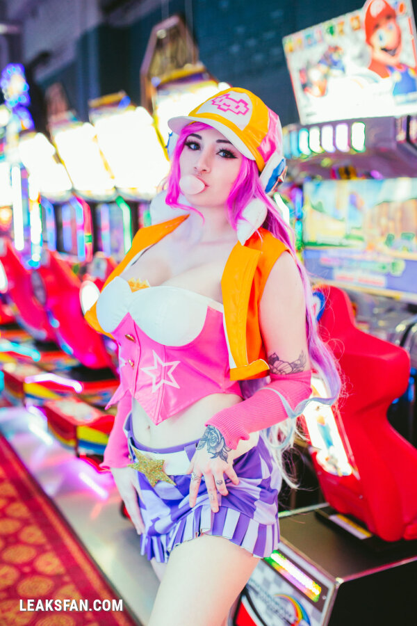 Kayla Erin - Arcade Miss Fortune - 2